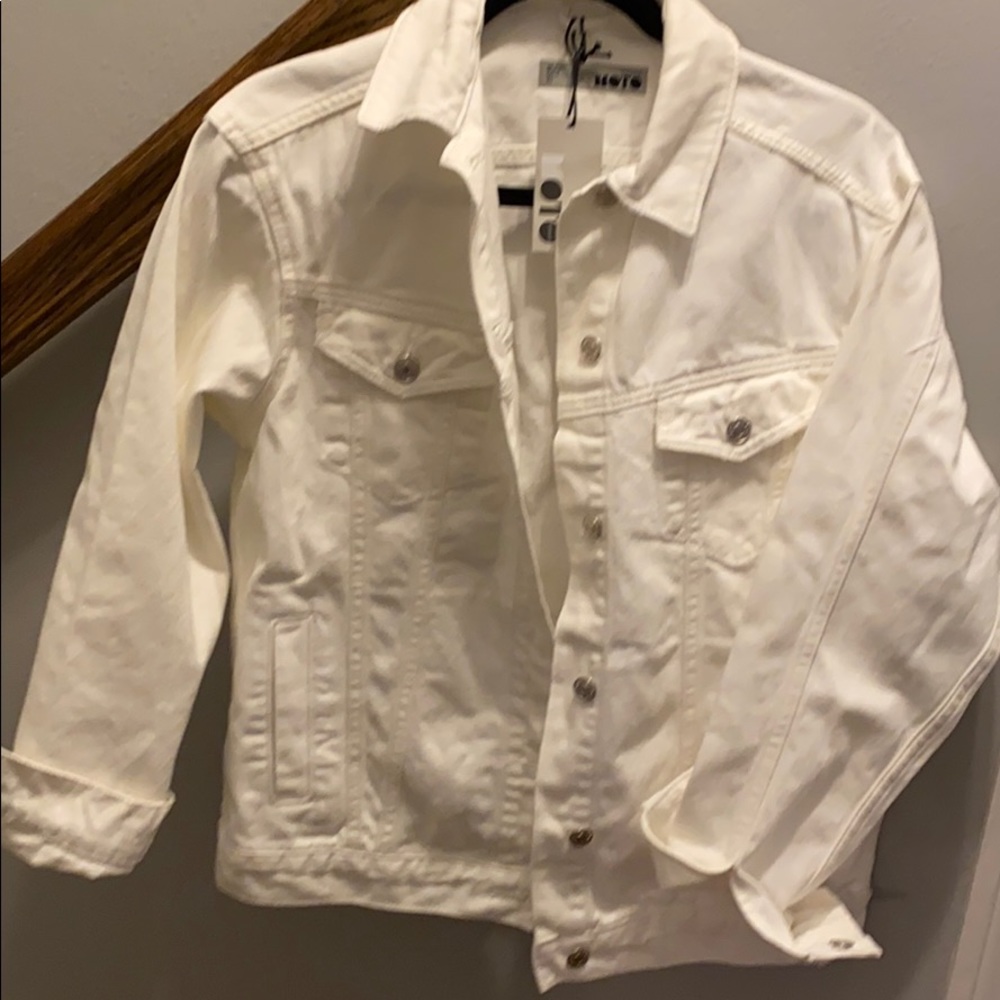 TOPSHOP oversized white jean jacket NWT